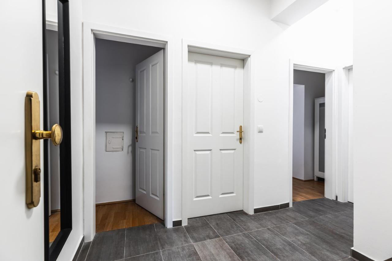 Stylish Designed Apartment In A Top Location Bécs Kültér fotó